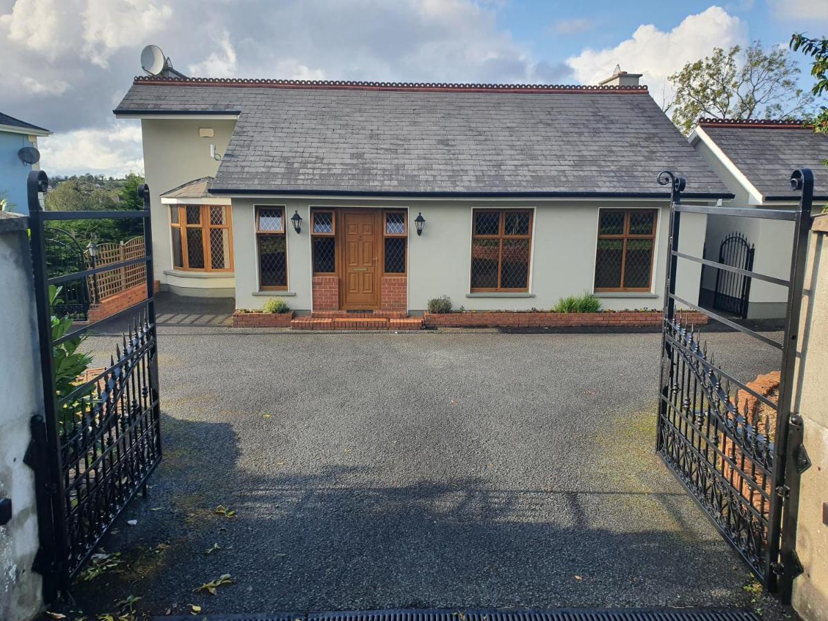 Carrick on Shannon Hillcrest House B&B 외부 사진