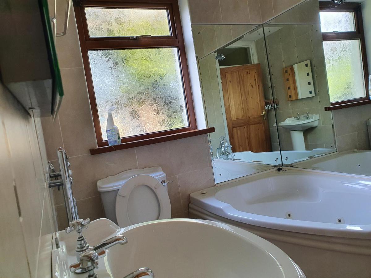 Carrick on Shannon Hillcrest House B&B 외부 사진
