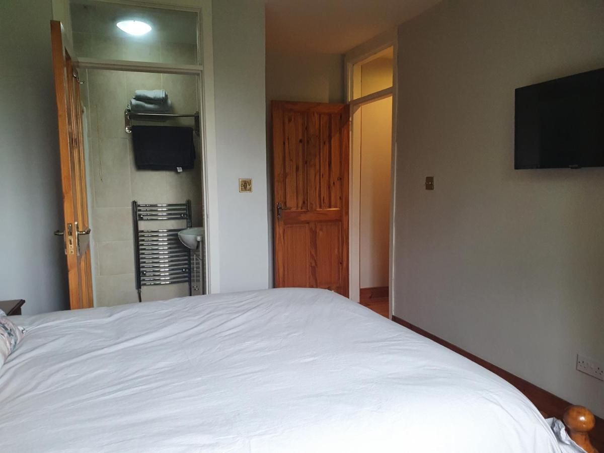 Carrick on Shannon Hillcrest House B&B 외부 사진