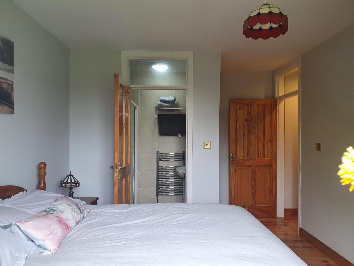 Carrick on Shannon Hillcrest House B&B 외부 사진